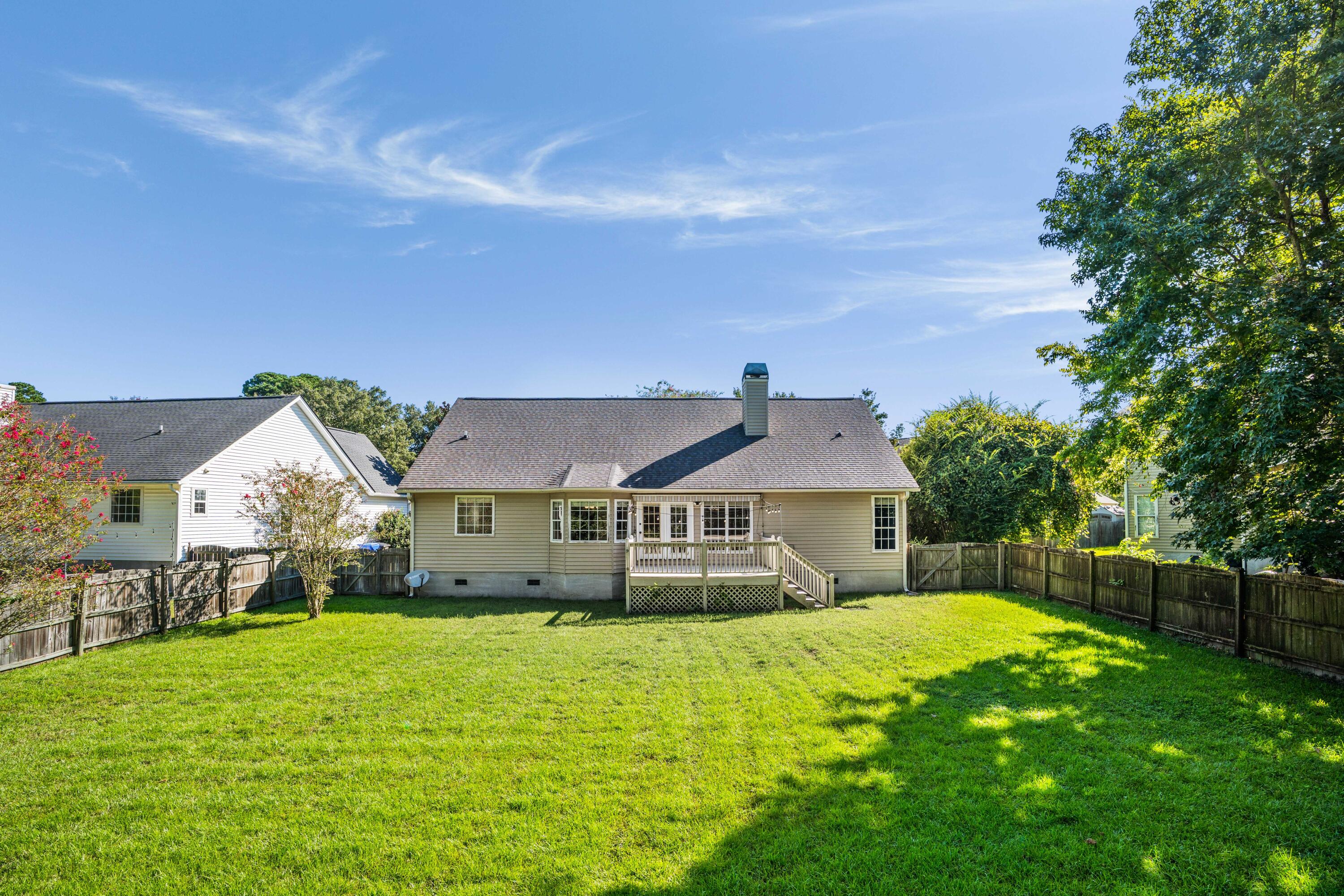 751 Woodland Pointe Place