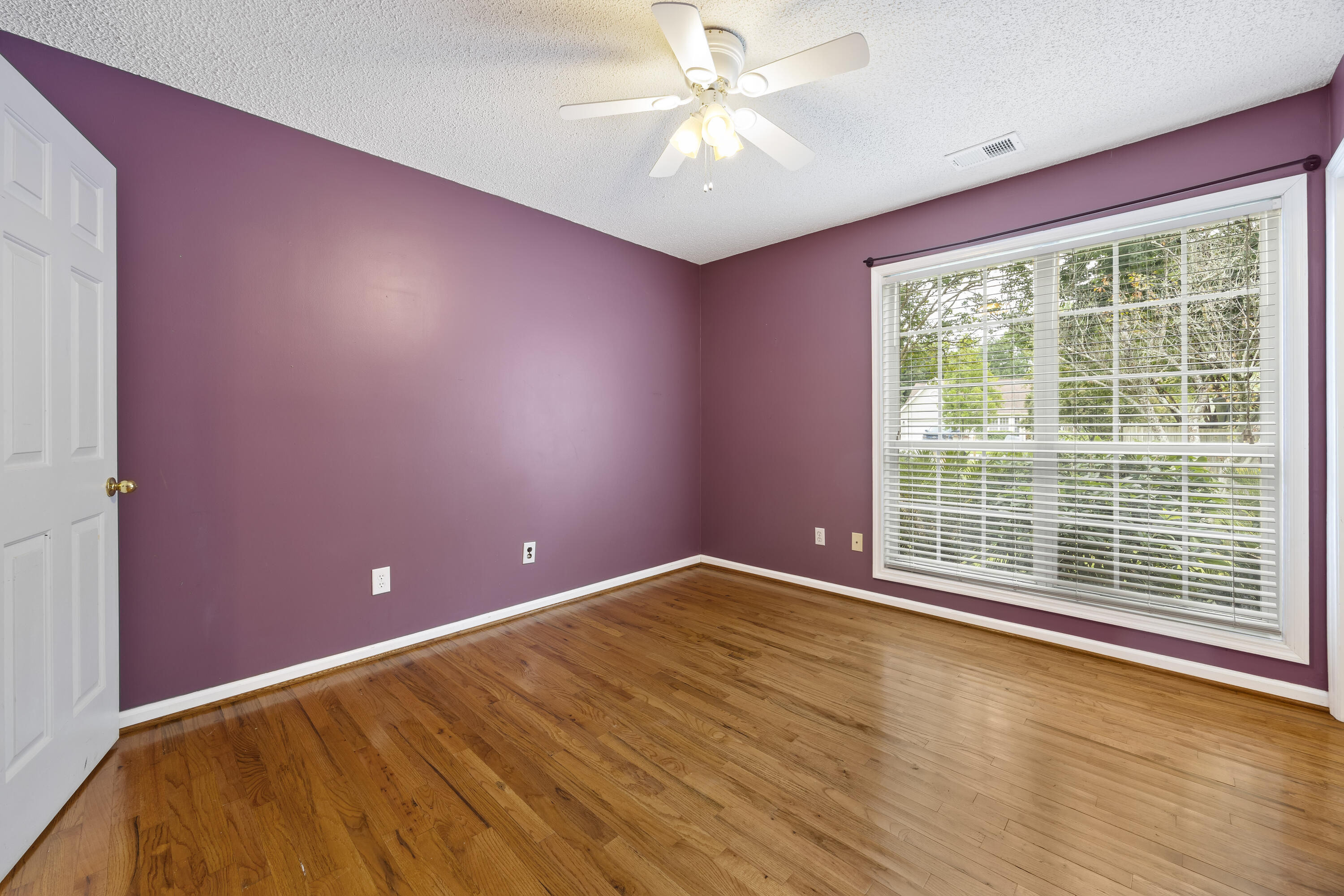 751 Woodland Pointe Place