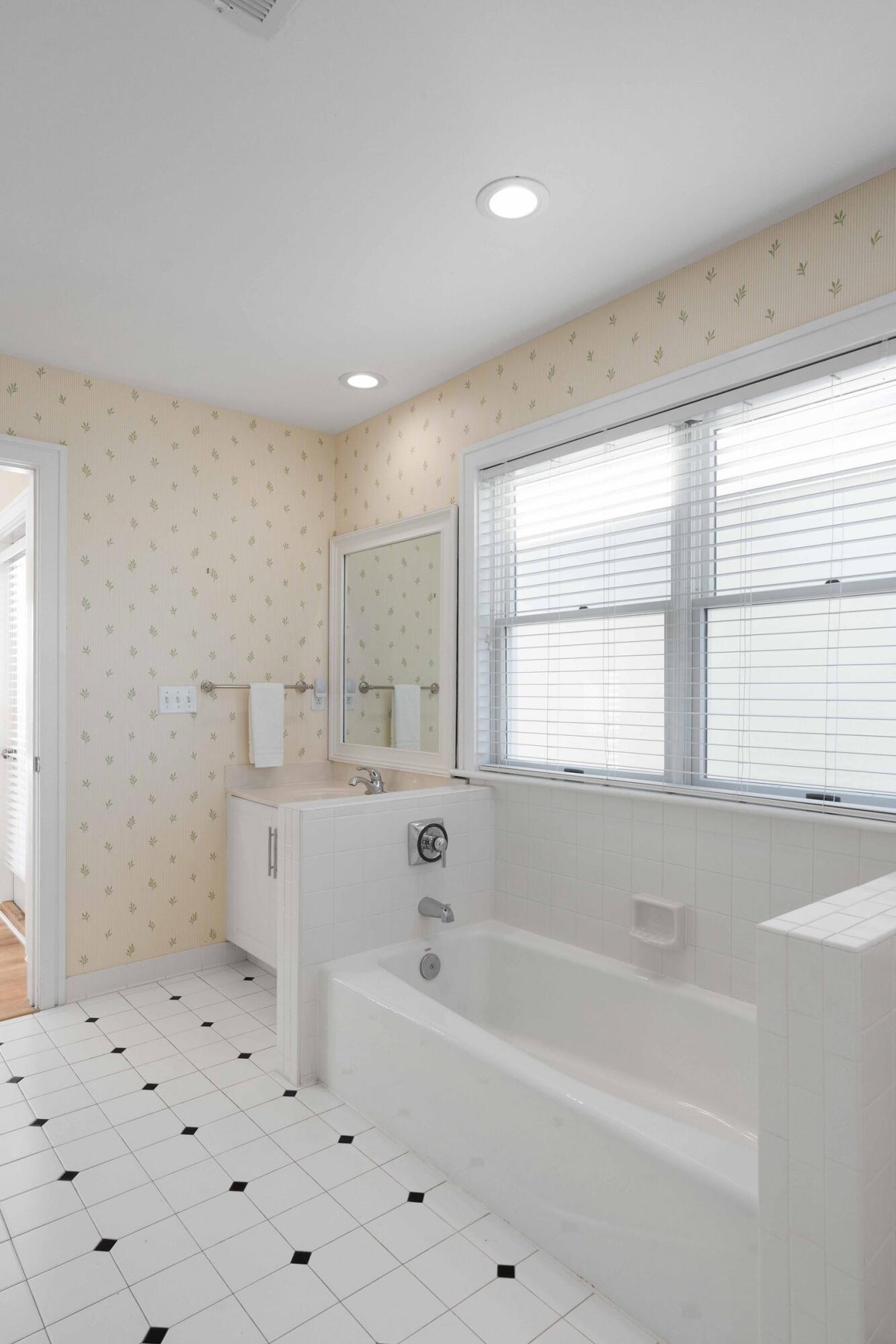 137 Grand Pavilion Boulevard