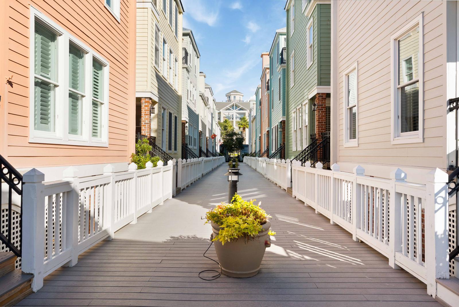 137 Grand Pavilion Boulevard