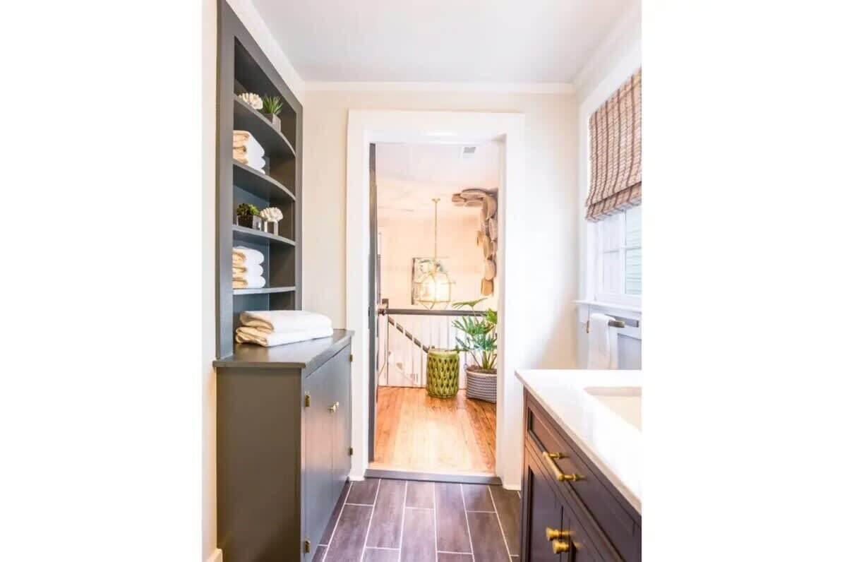 69 Spring Street Unit: A&B