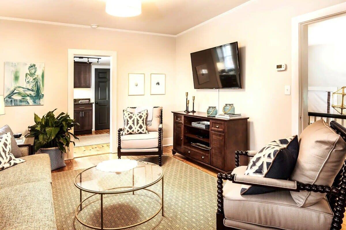 69 Spring Street Unit: A&B