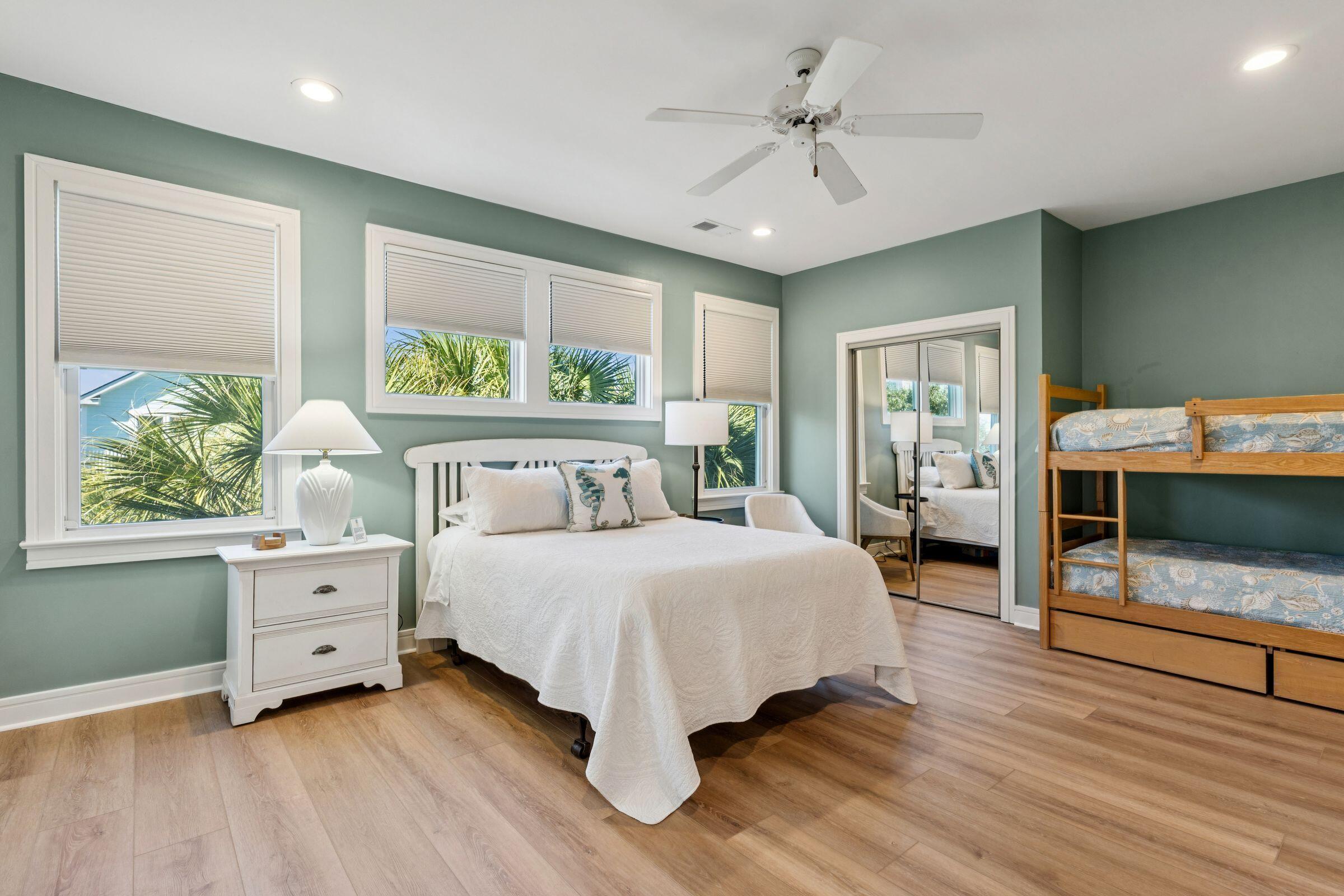 105 Grand Pavilion Boulevard