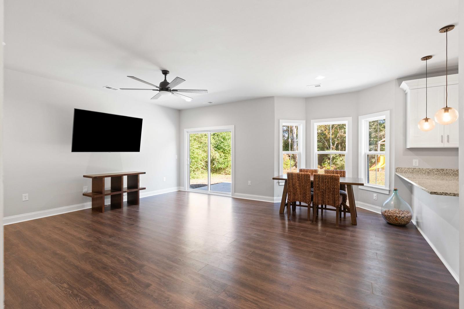 1547 Traywick Avenue