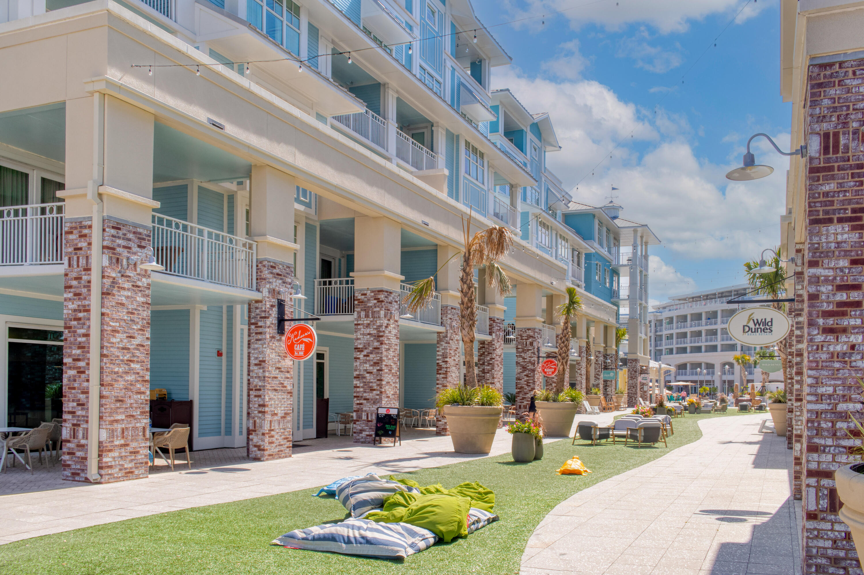 502 Yacht Harbor Court