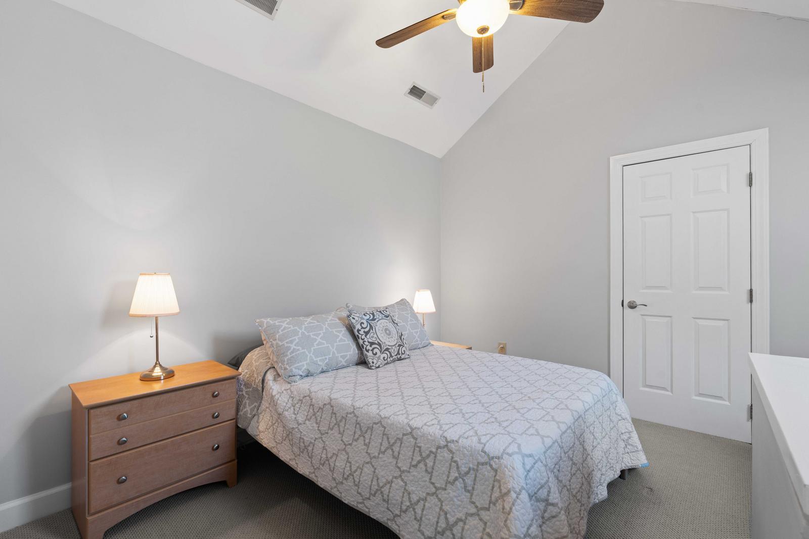 10 Links Clubhouse Court