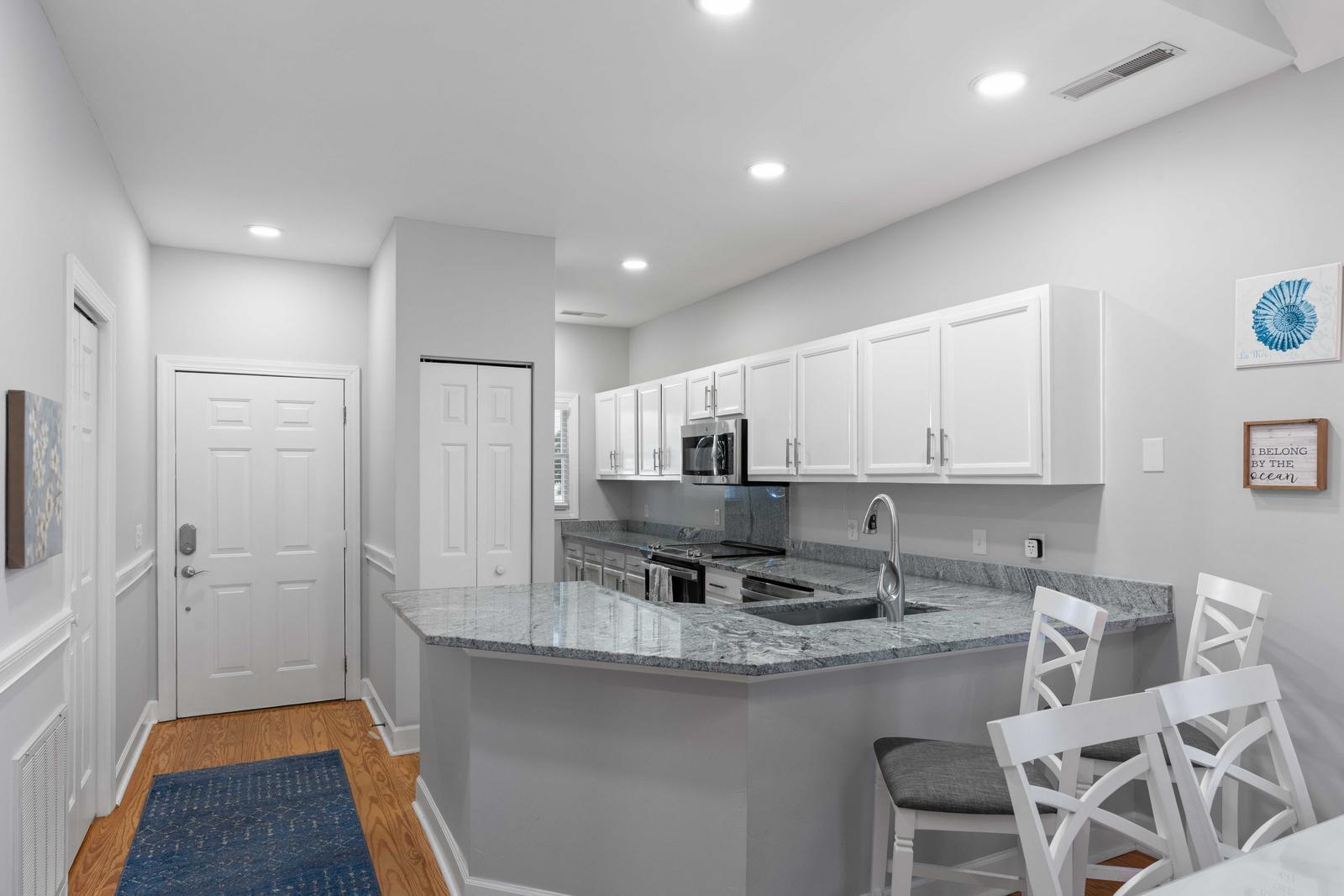 10 Links Clubhouse Court