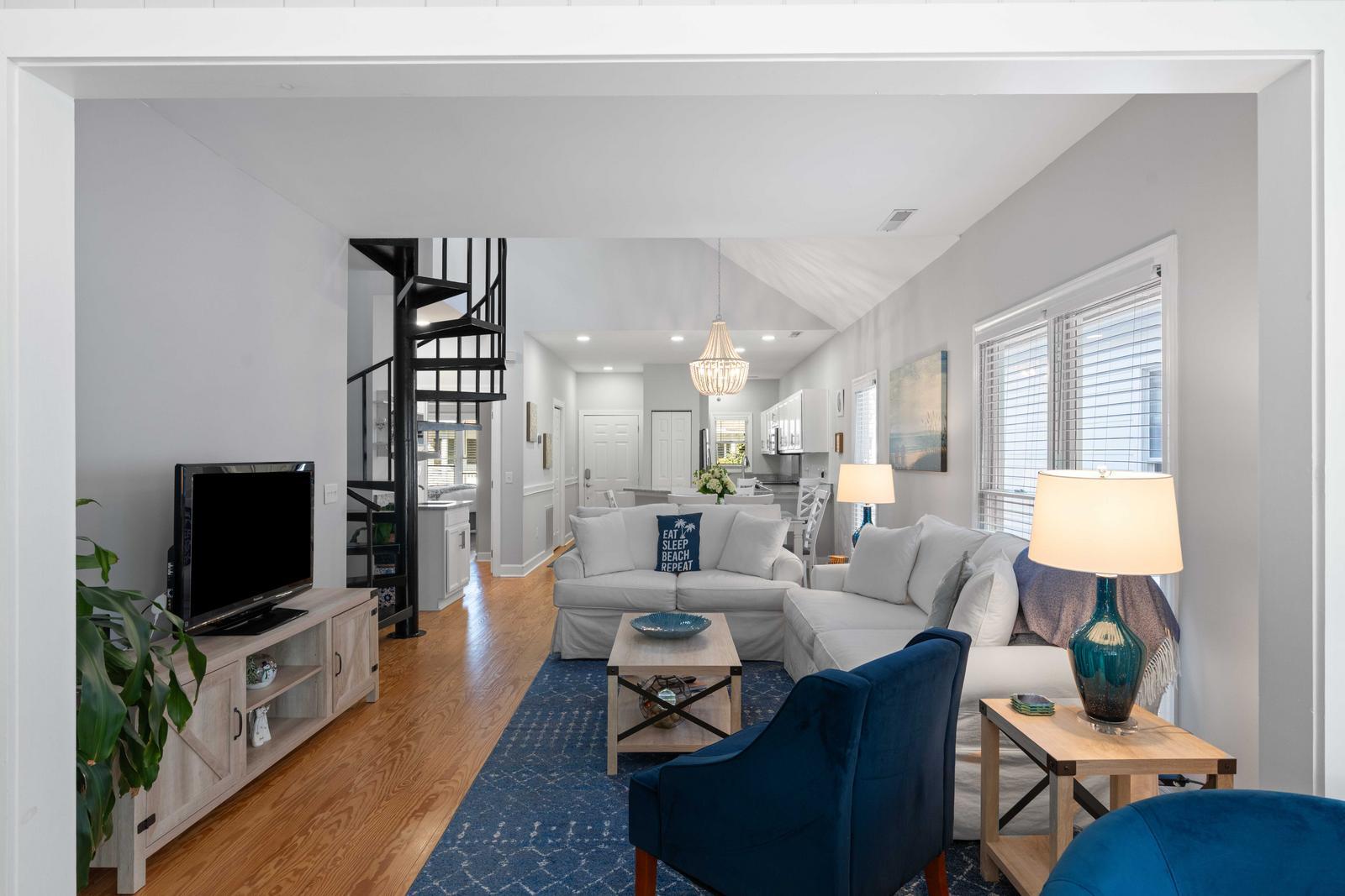 10 Links Clubhouse Court