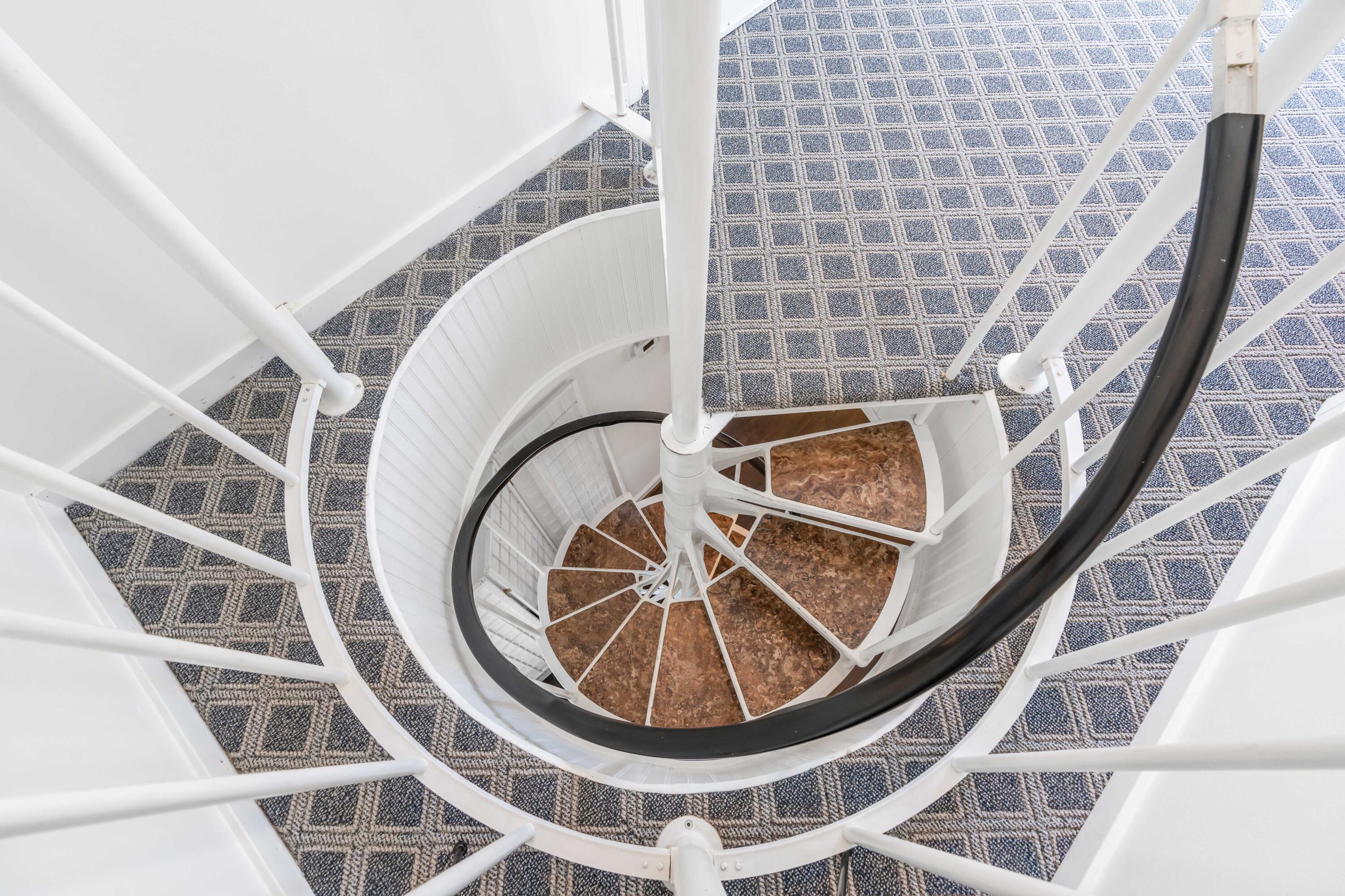 9000 Palmetto Drive # 302 Unit: G-302