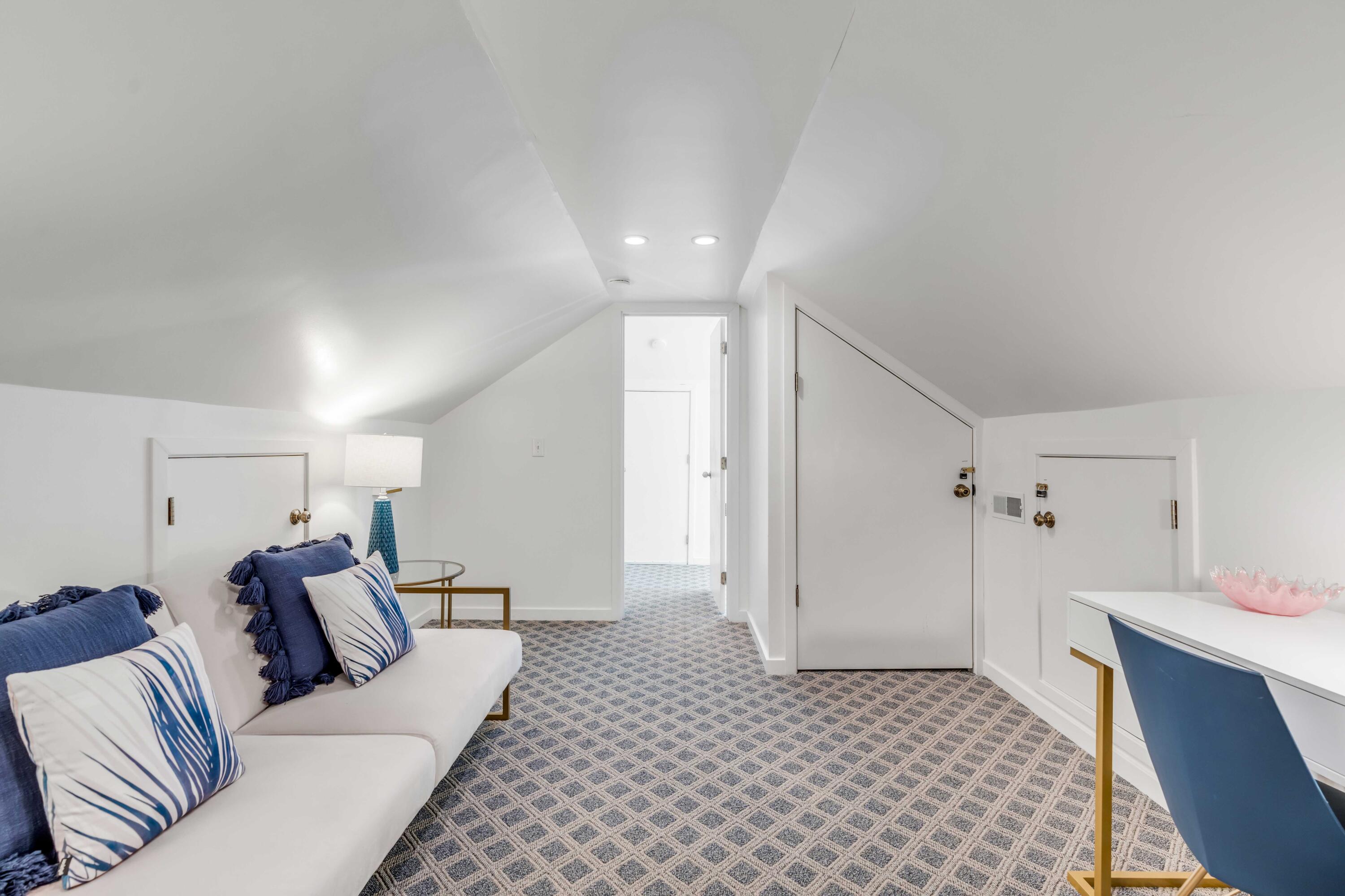 9000 Palmetto Drive # 302 Unit: G-302