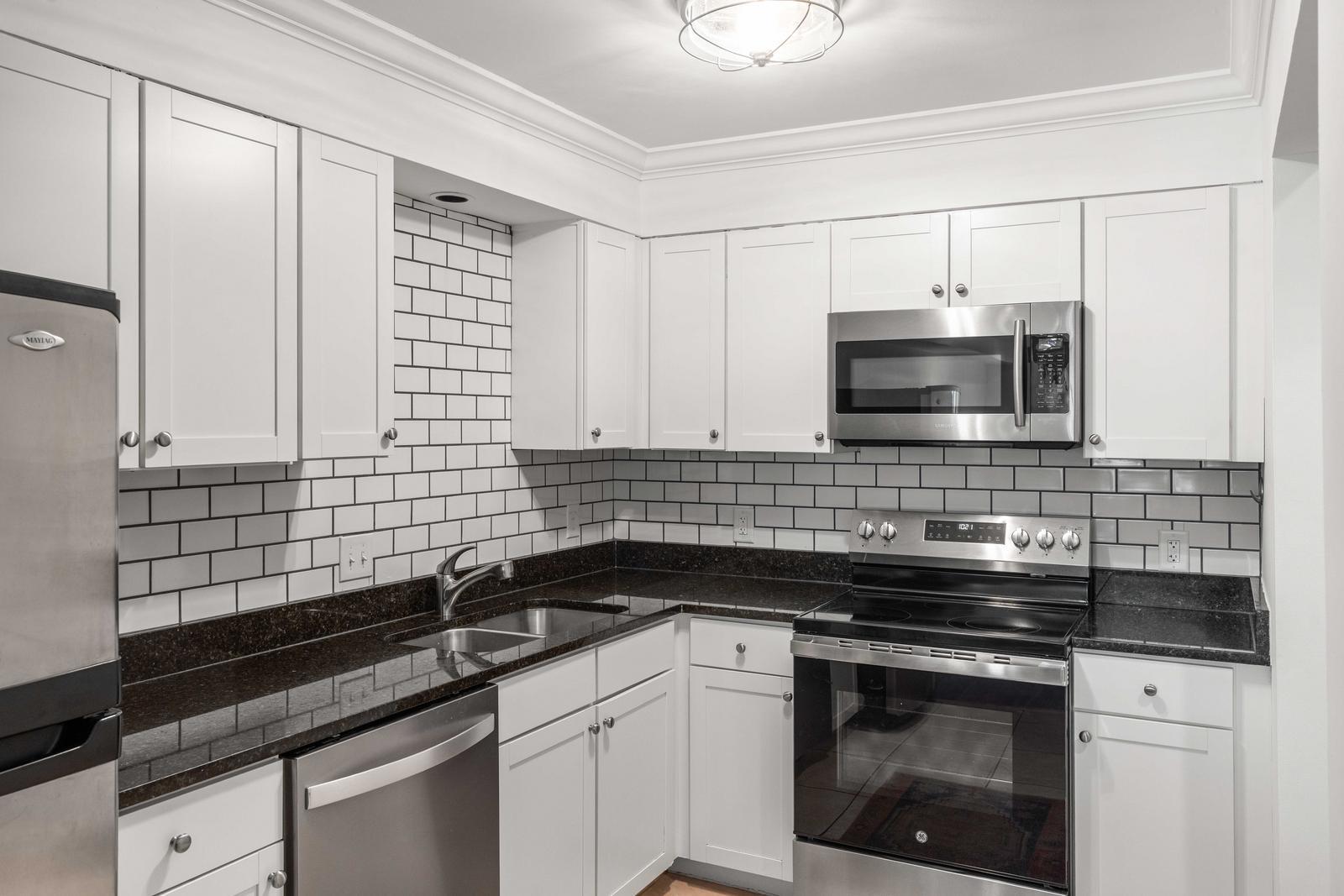 7000 Palmetto Drive # 6d