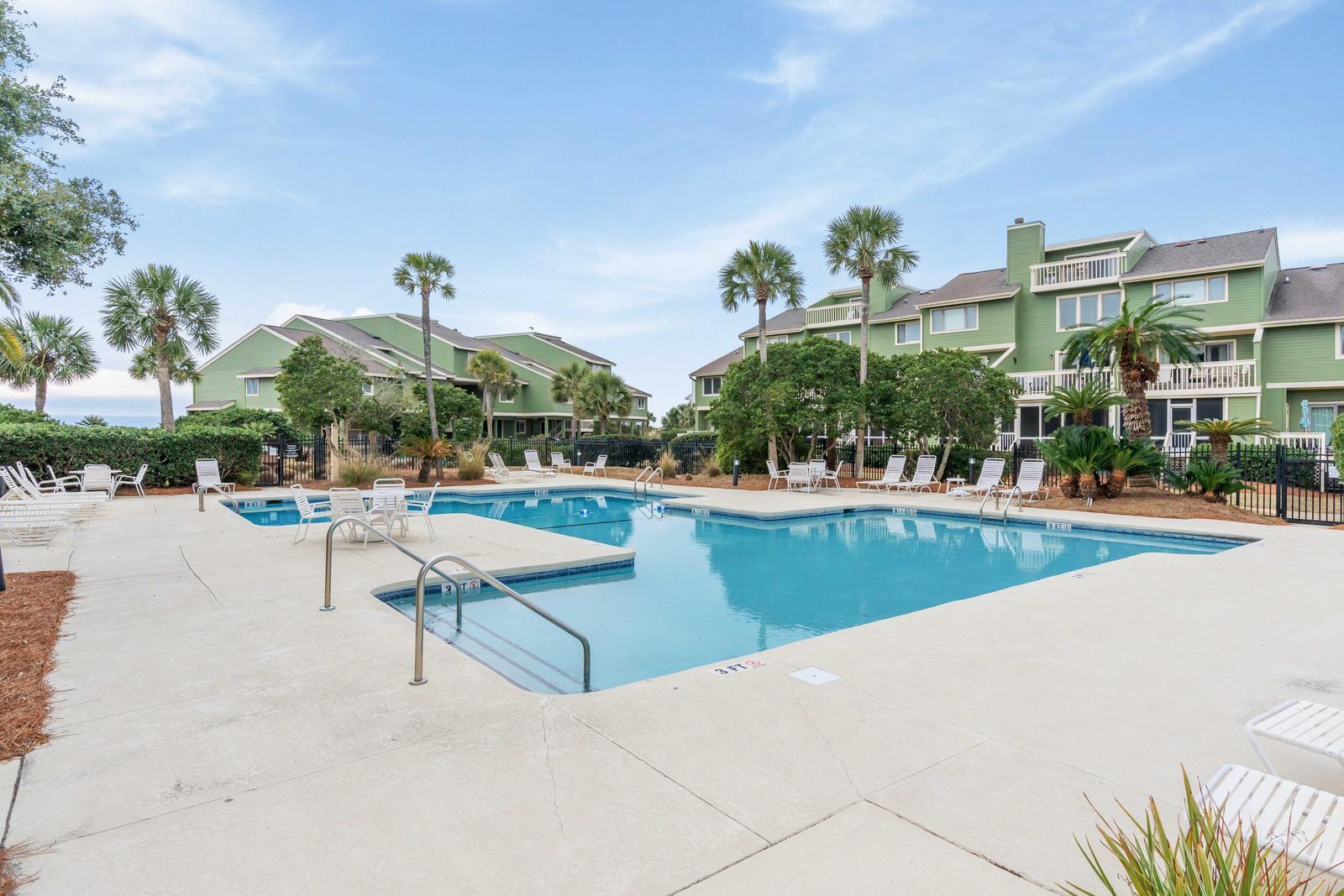 7000 Palmetto Drive # 6d