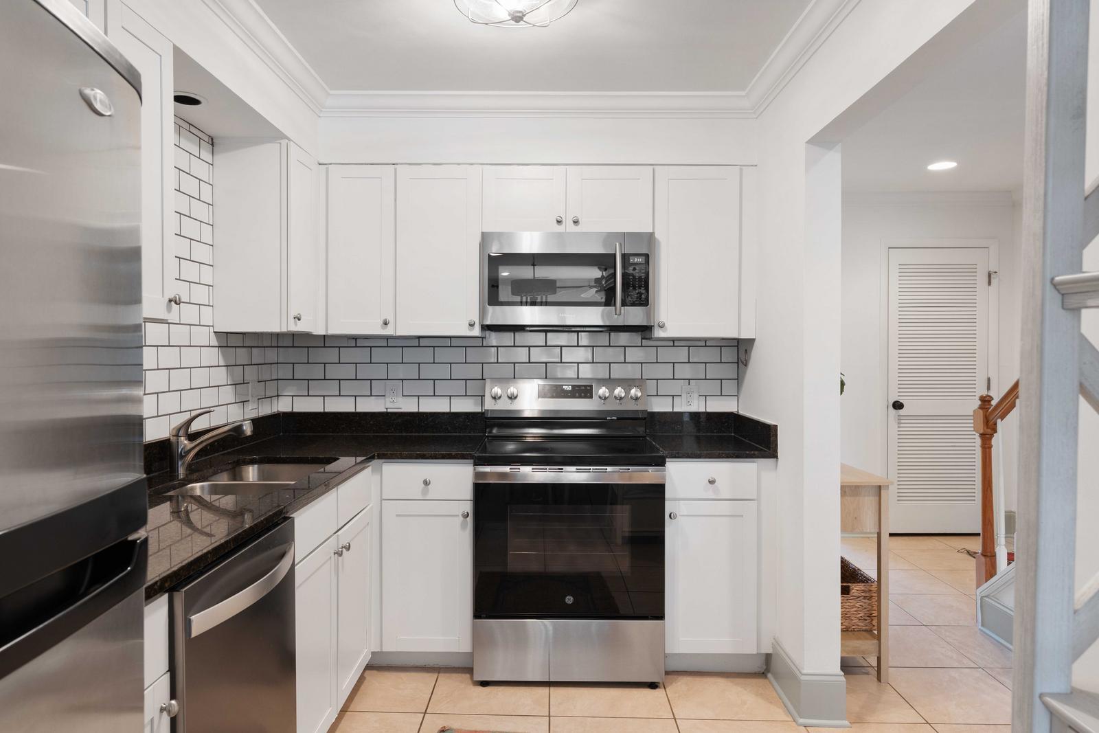 7000 Palmetto Drive # 6d