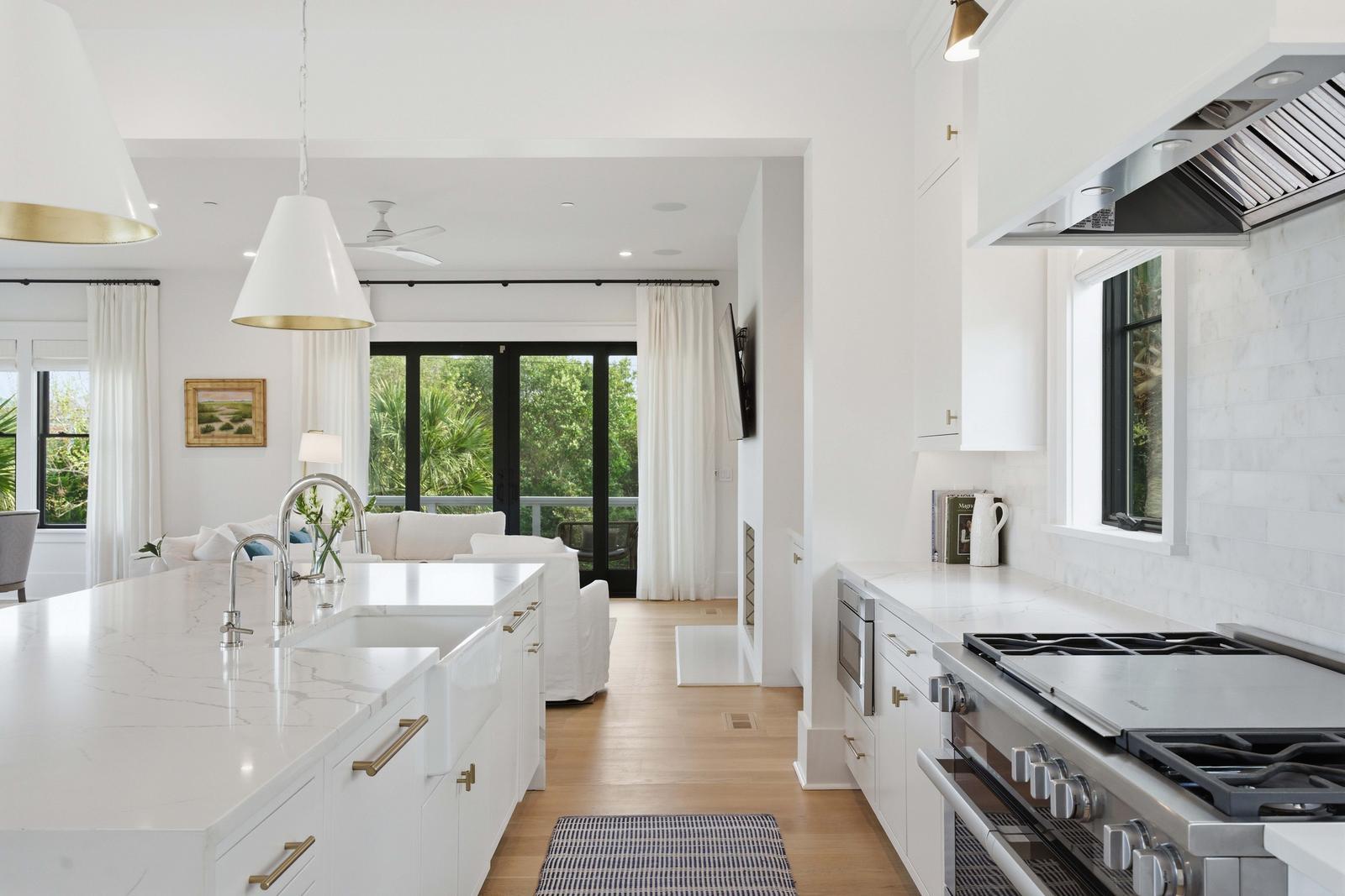 125 Charleston Boulevard