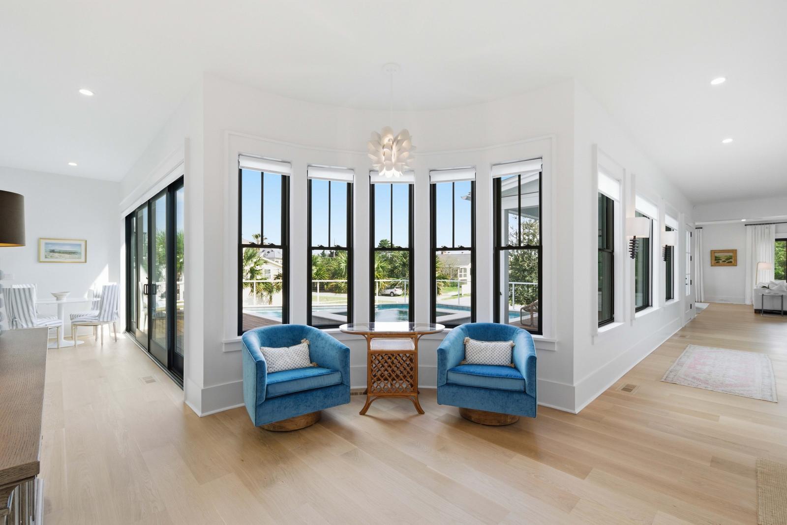 125 Charleston Boulevard