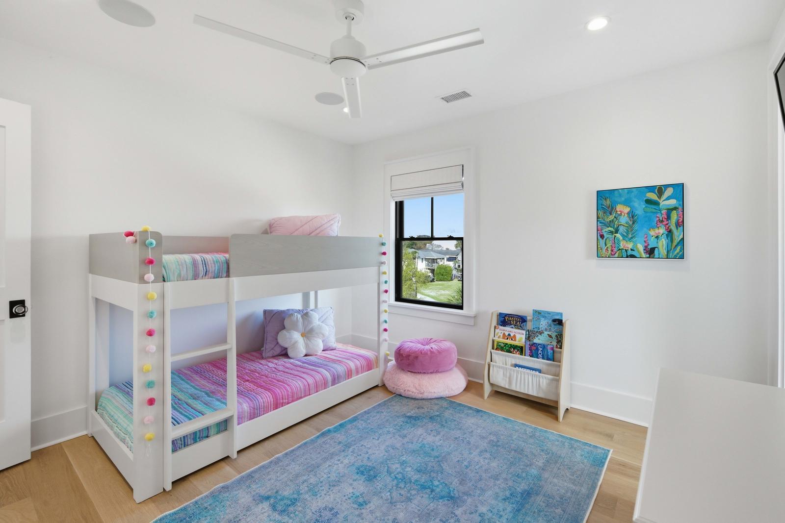 125 Charleston Boulevard