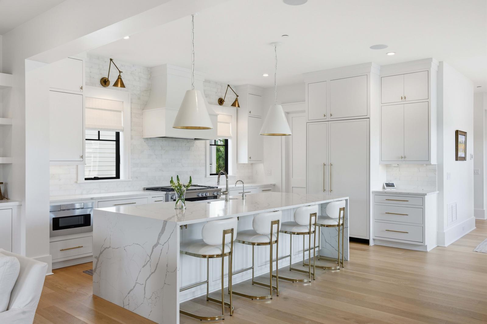 125 Charleston Boulevard