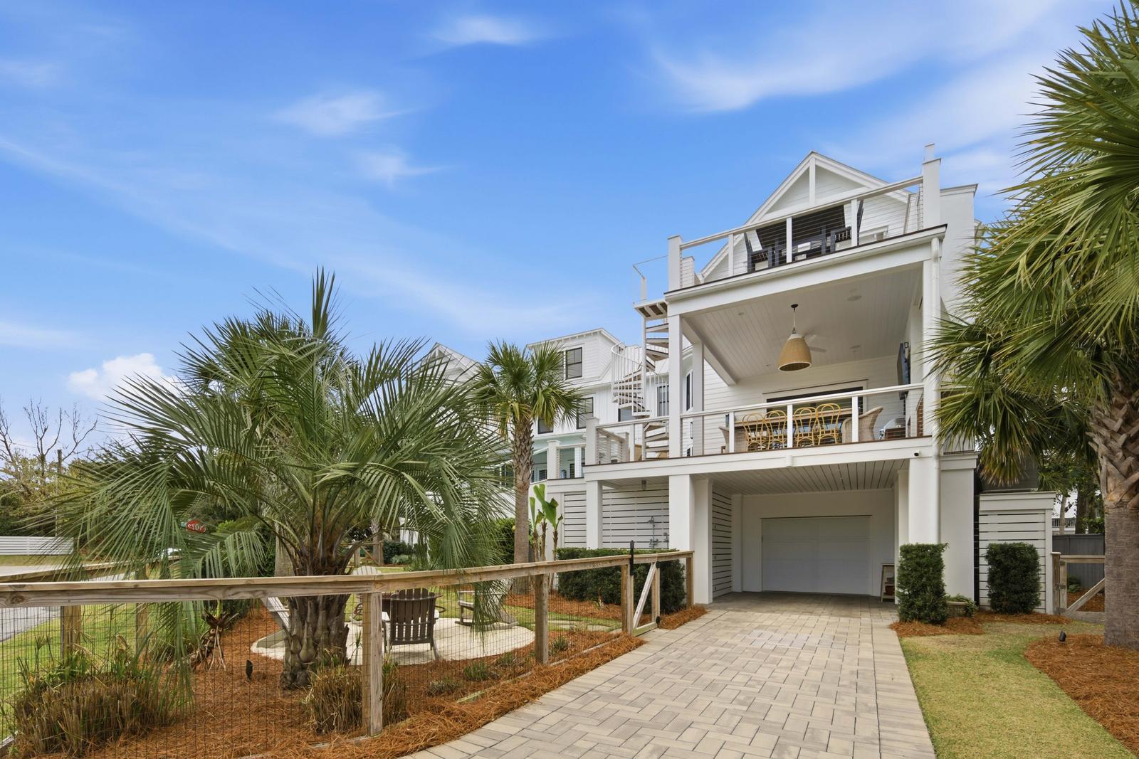 125 Charleston Boulevard