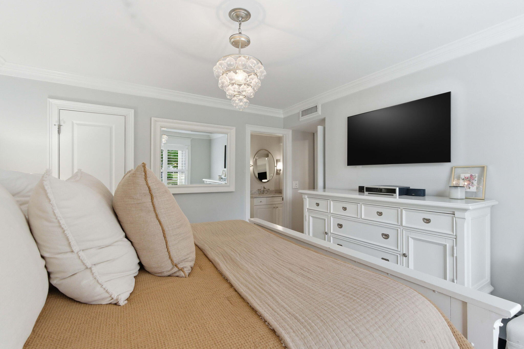 1481 Center Street Apt 205