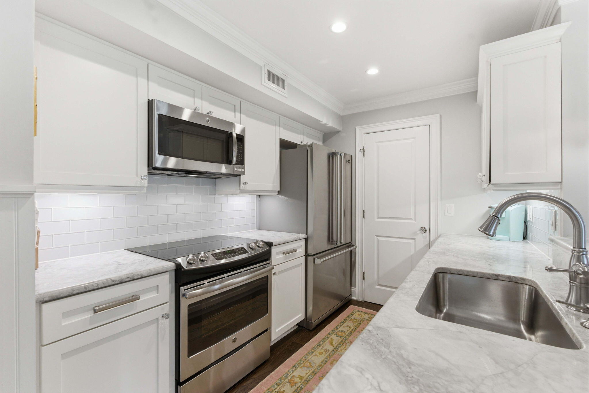 1481 Center Street Apt 205
