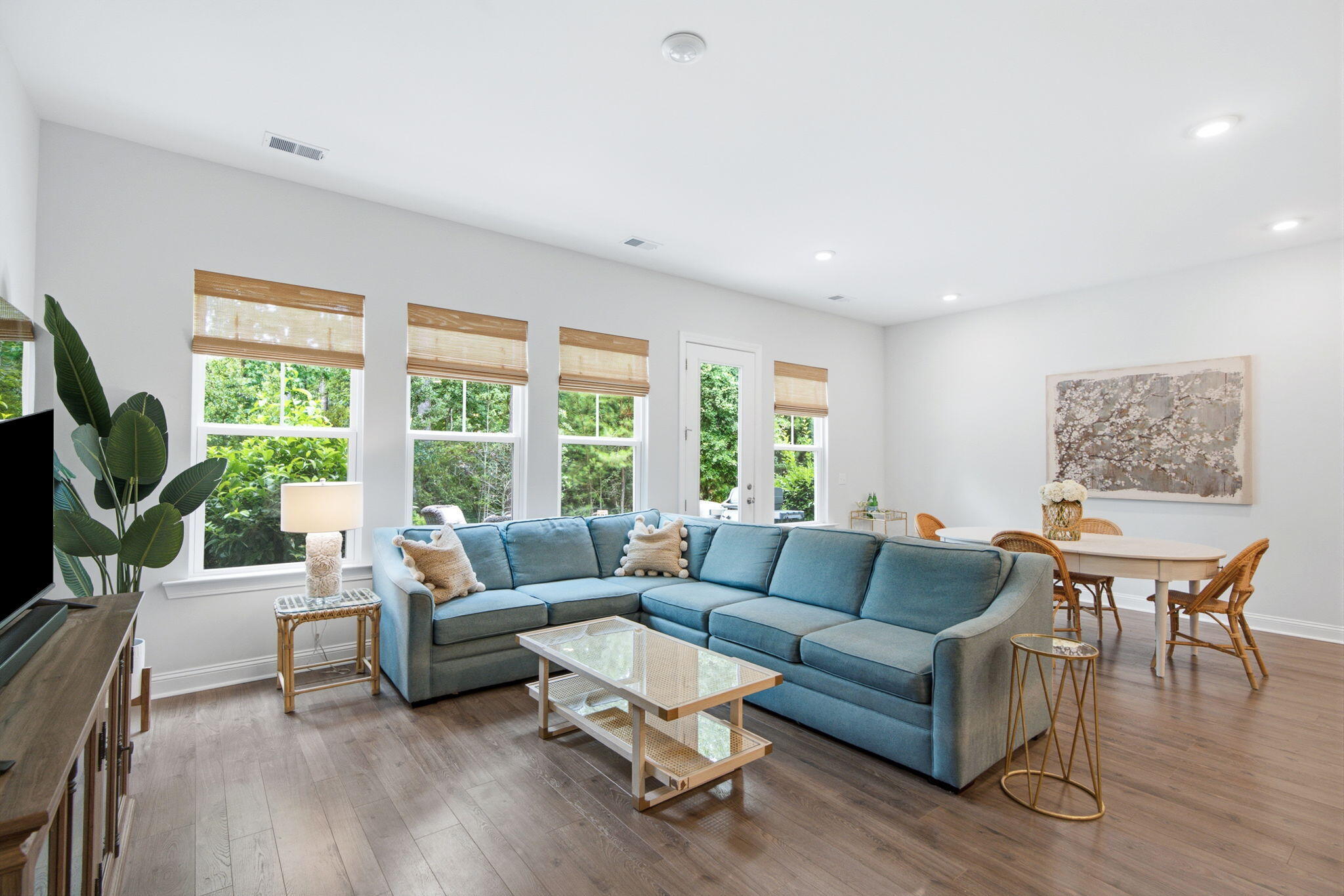 3012 Emma Lane