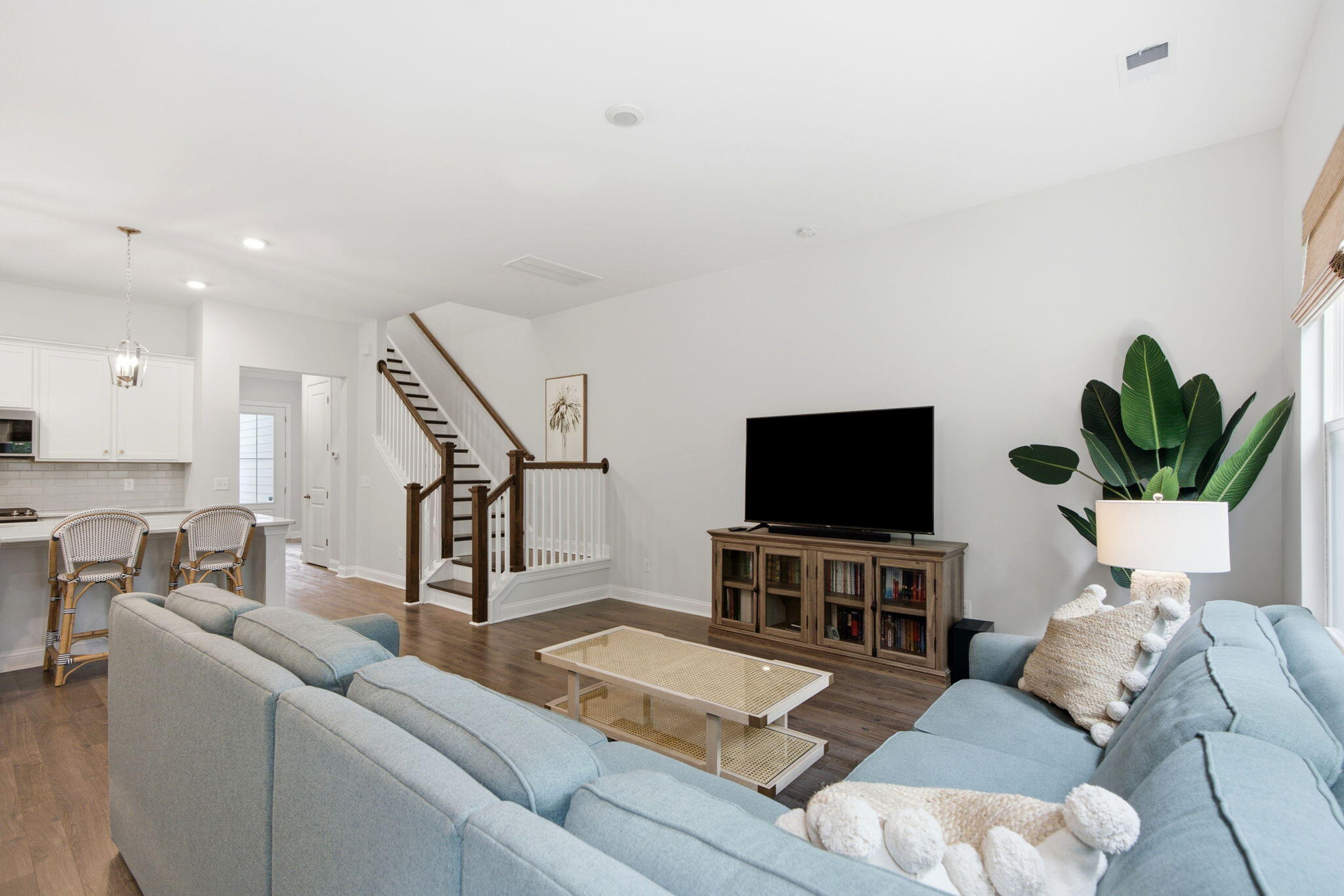 3012 Emma Lane