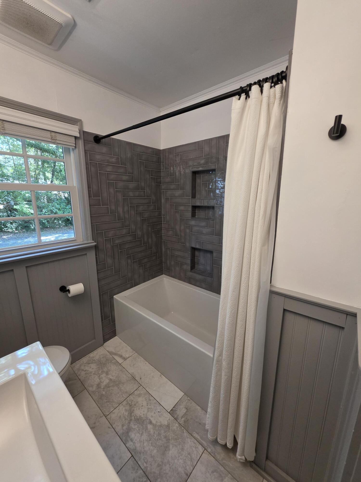 256 Forest Trail