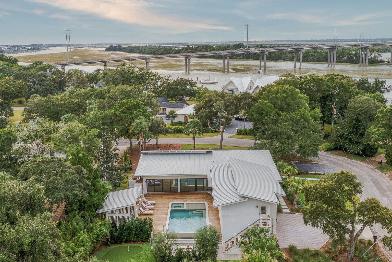 1900 Waterway Boulevard