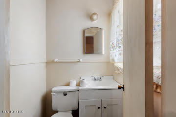 2914 Oak Forest Drive