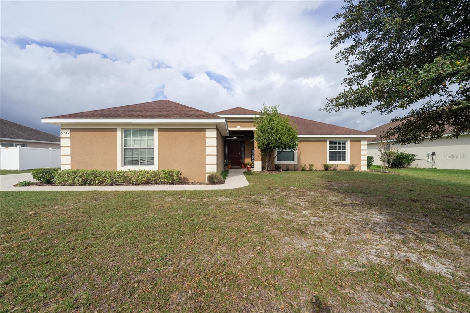 5749 SW 98TH PL