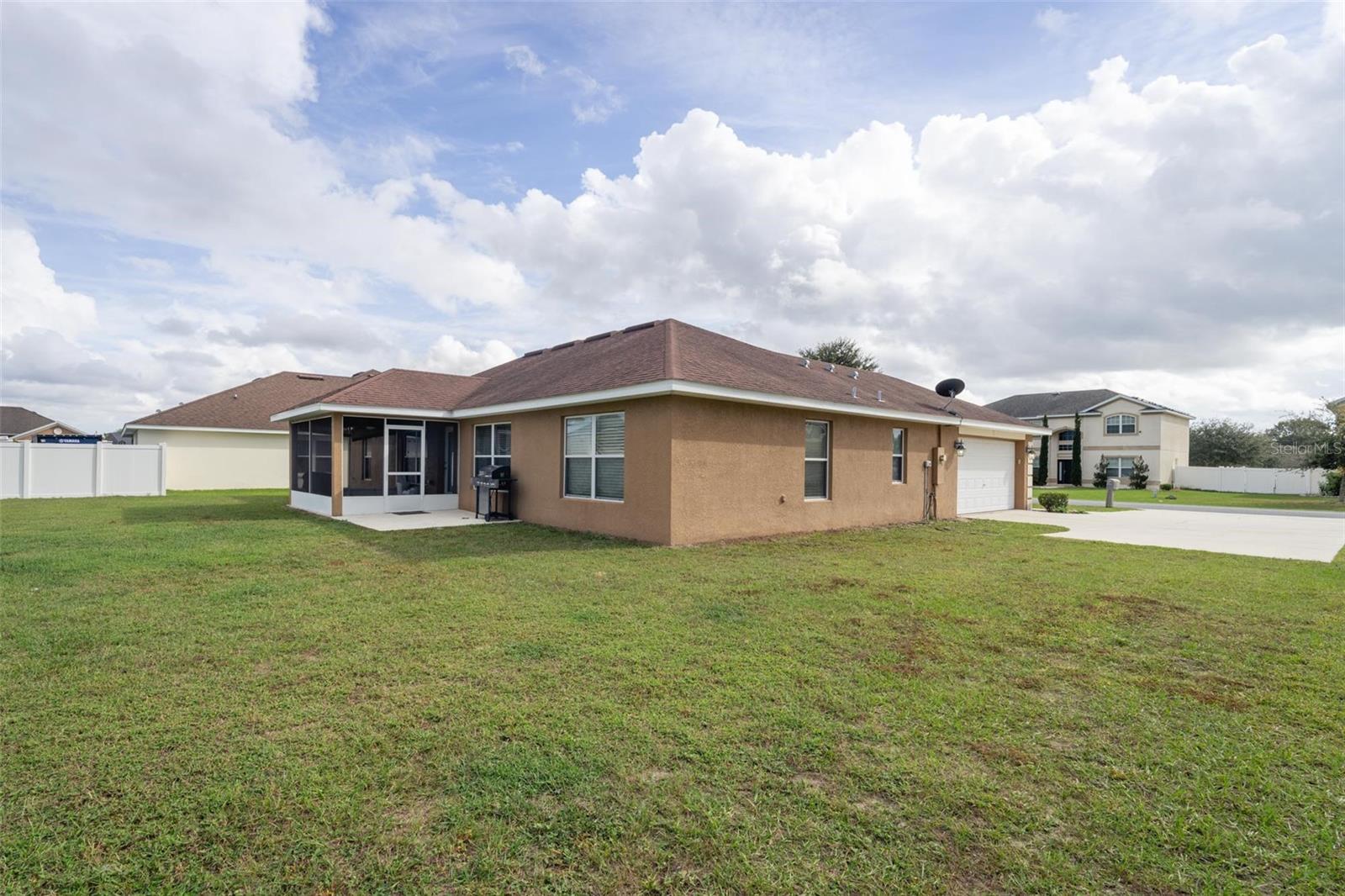 5749 SW 98TH PL