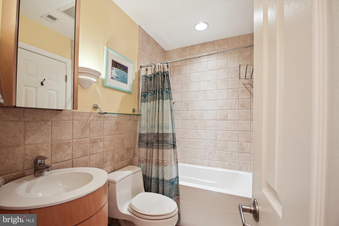 7034 HARBOUR VILLAGE COURT Unit: 202