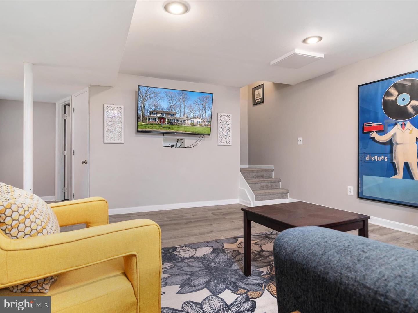 477 Cardiff Ct