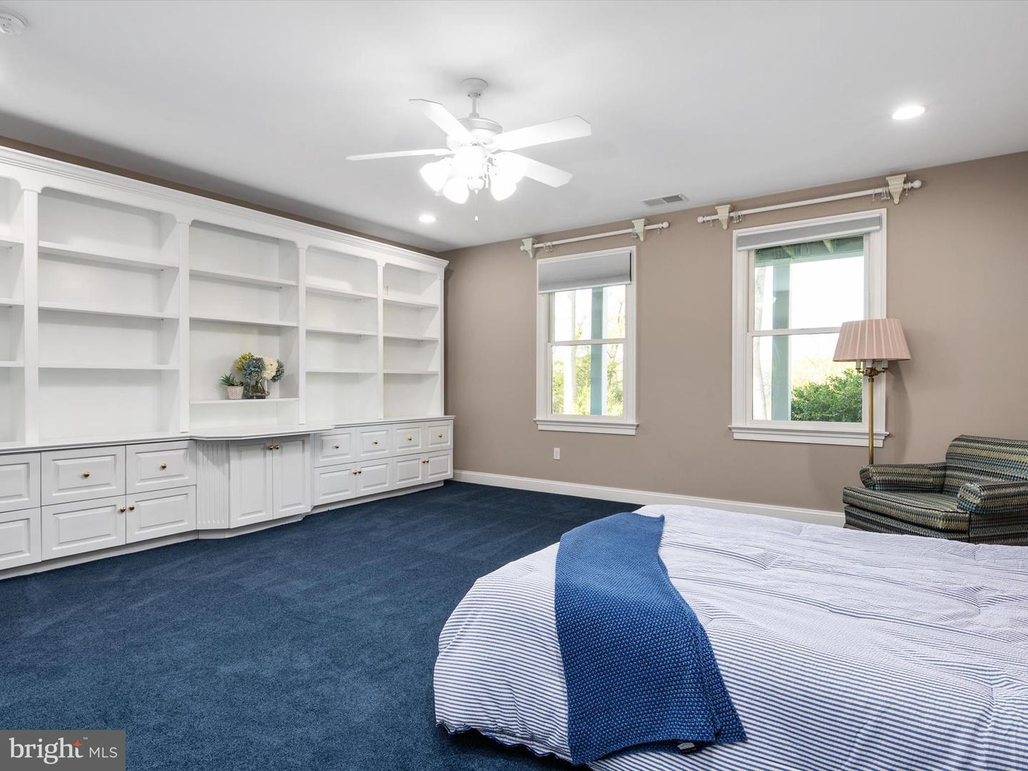 517 Scrimshaw Ln