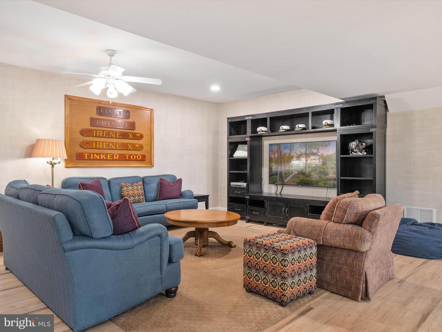 517 Scrimshaw Ln