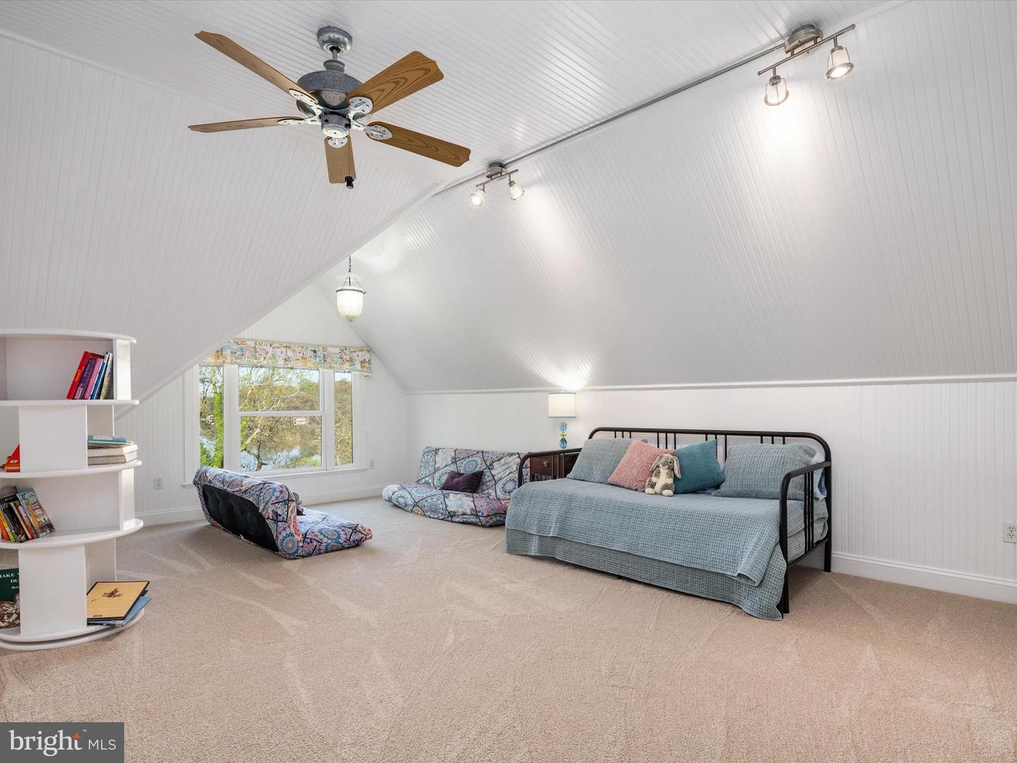 517 Scrimshaw Ln