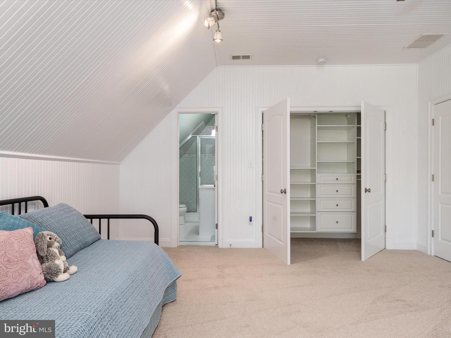 517 Scrimshaw Ln