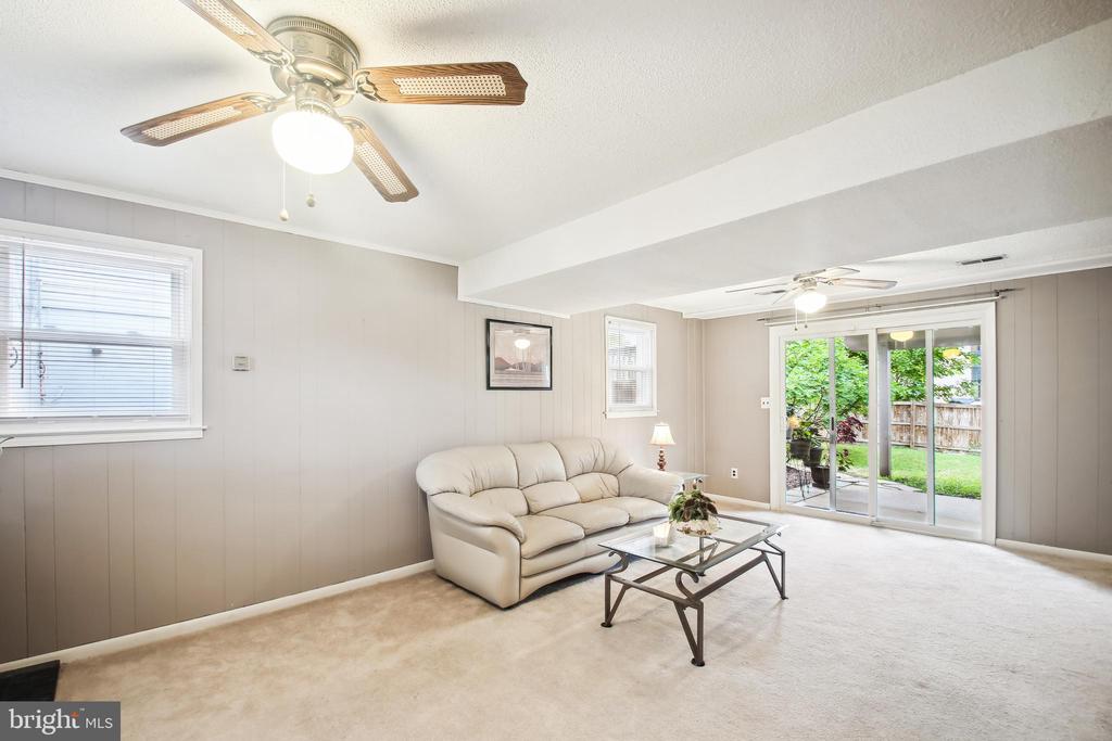 963 Juliet Ln