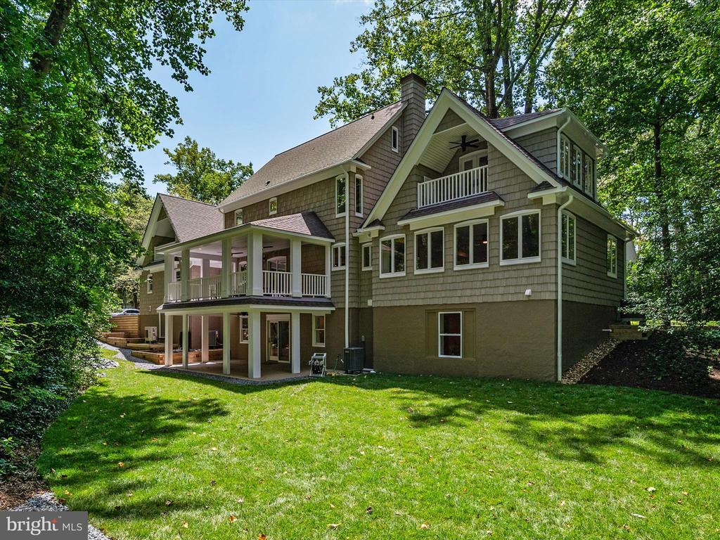 830 Creek View Rd
