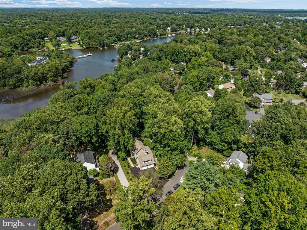 830 Creek View Rd