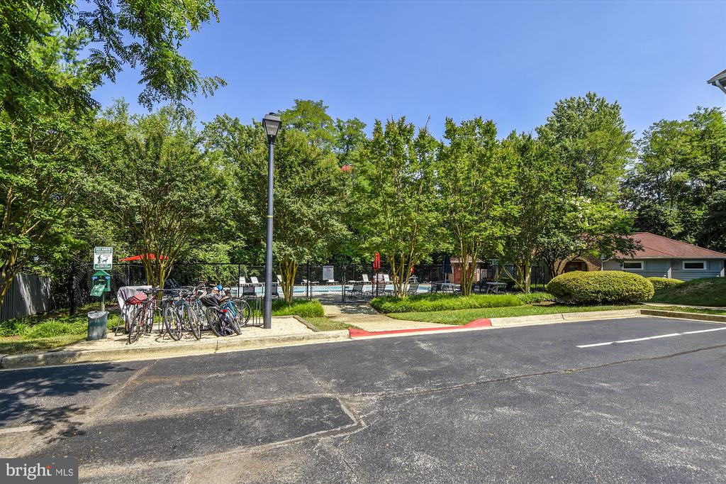 1134 Lake Heron Dr #1a