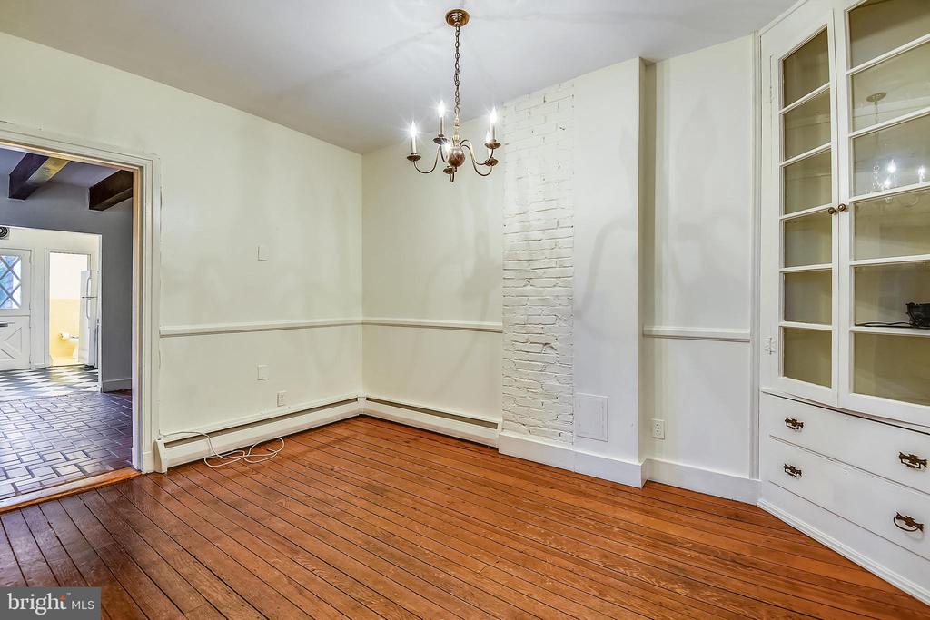 130 MARKET ST
