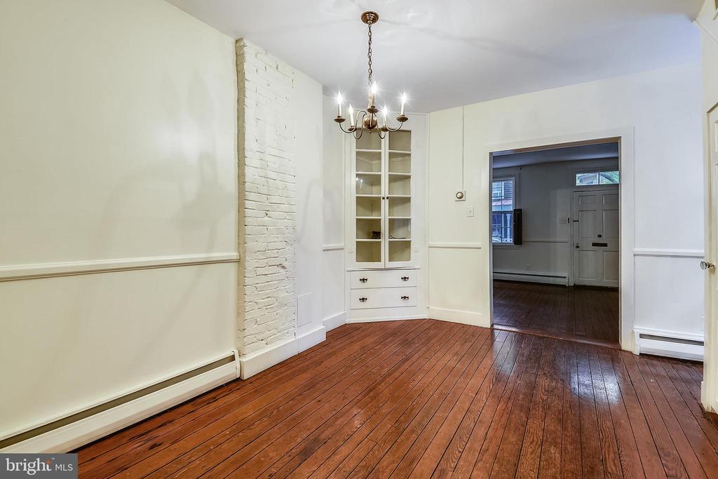 130 MARKET ST