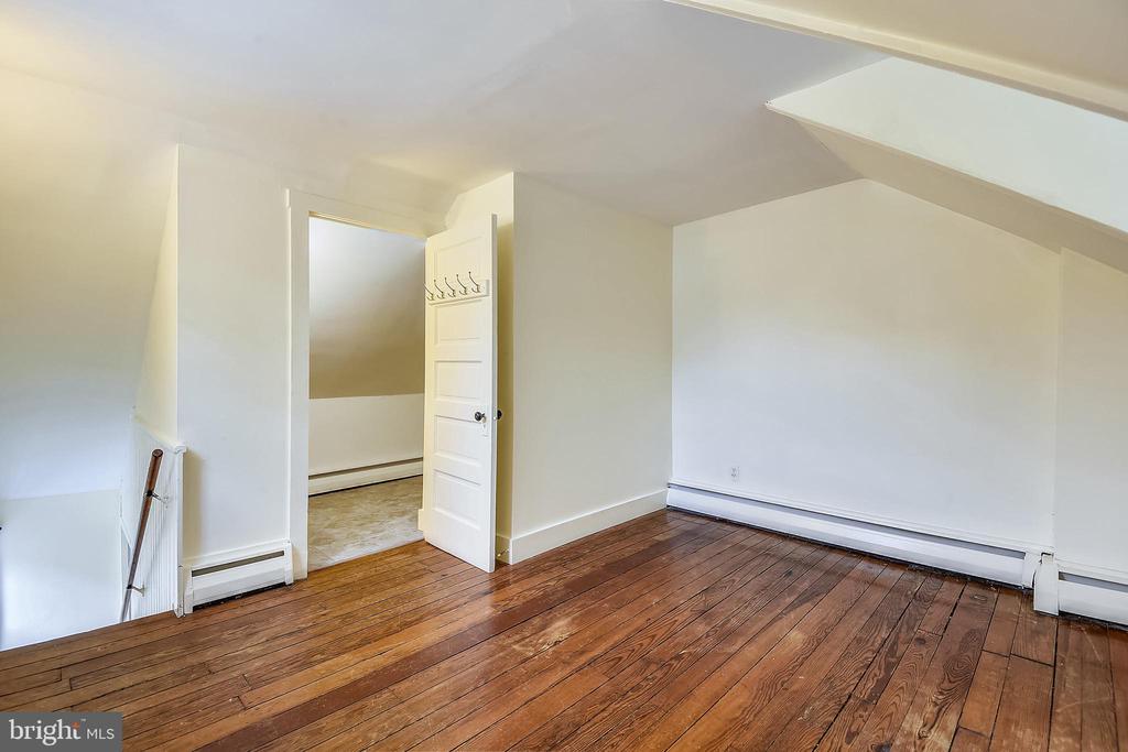 130 MARKET ST