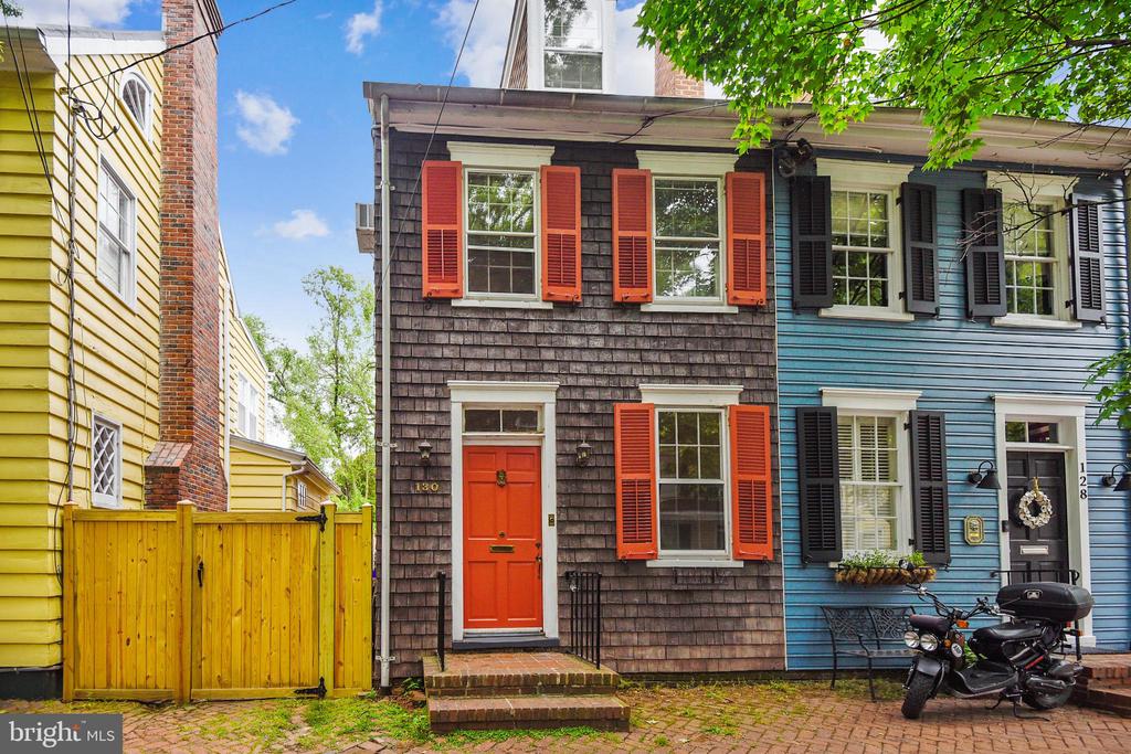 130 MARKET ST