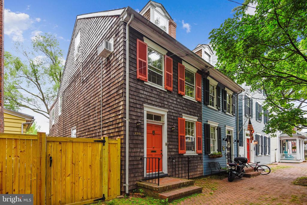 130 MARKET ST