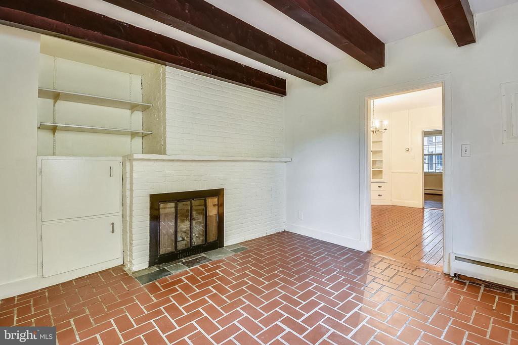 130 MARKET ST