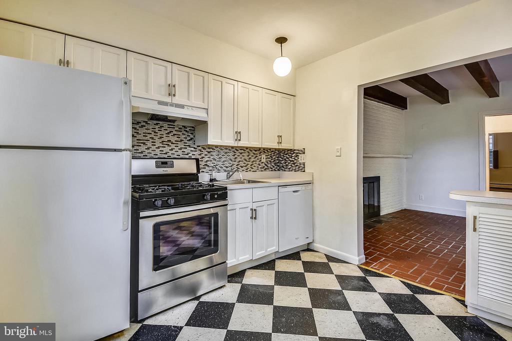 130 MARKET ST