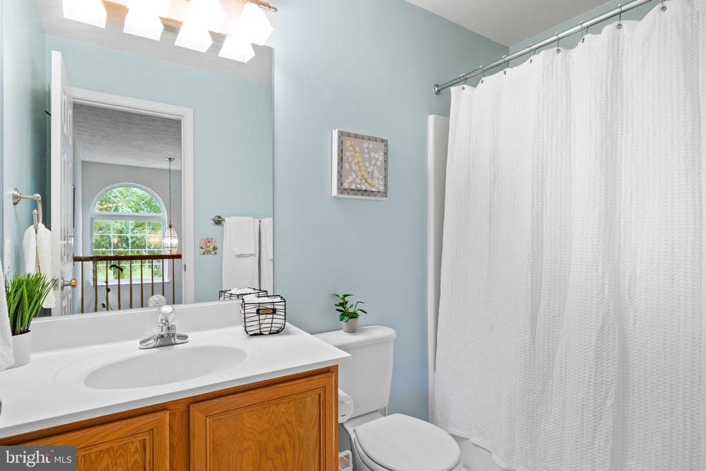 8036 HIGH OAK ROAD