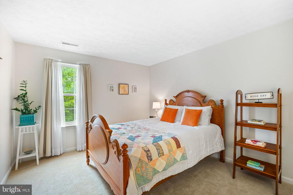 8036 HIGH OAK ROAD
